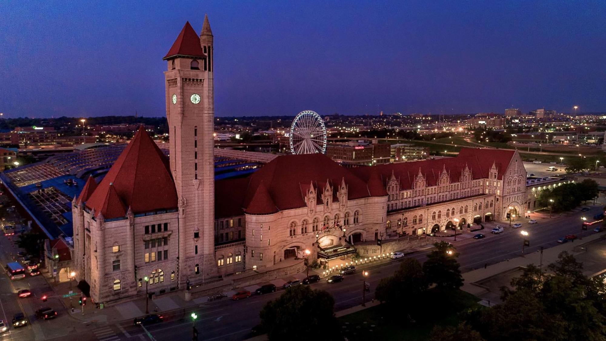 St. Louis Union Station Hotel, Curio Collection By Hilton Dış mekan fotoğraf